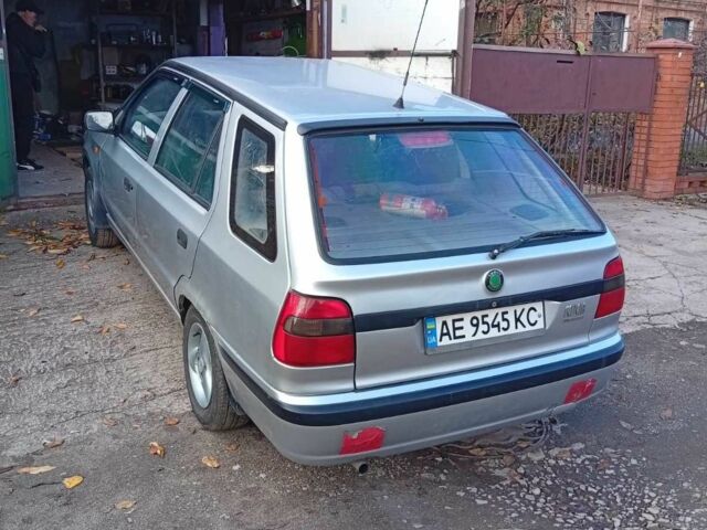 Сірий Шкода Феліція, об'ємом двигуна 1.3 л та пробігом 2 тис. км за 2100 $, фото 2 на Automoto.ua