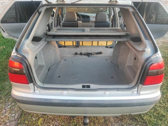 Серый Шкода Фелиция, объемом двигателя 0 л и пробегом 227 тыс. км за 1700 $, фото 1 на Automoto.ua