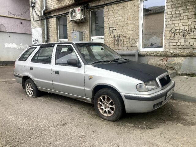 Серый Шкода Фелиция, объемом двигателя 1.3 л и пробегом 200 тыс. км за 2000 $, фото 4 на Automoto.ua