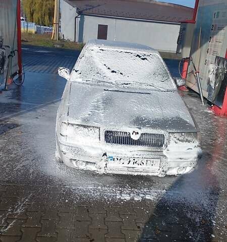 Серый Шкода Фелиция, объемом двигателя 1.3 л и пробегом 300 тыс. км за 1800 $, фото 8 на Automoto.ua