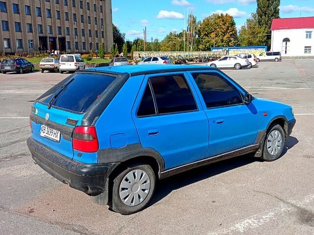 Синий Шкода Фелиция, объемом двигателя 1.3 л и пробегом 300 тыс. км за 860 $, фото 1 на Automoto.ua