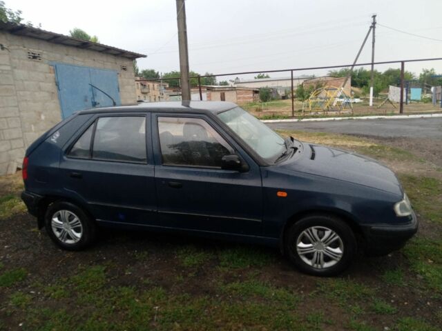 Синій Шкода Феліція, об'ємом двигуна 1.3 л та пробігом 200 тис. км за 950 $, фото 2 на Automoto.ua