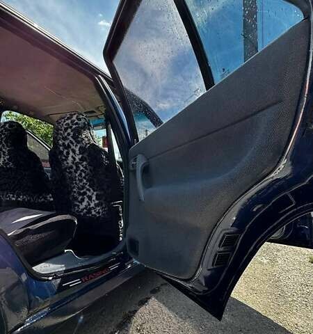 Синий Шкода Фелиция, объемом двигателя 1.3 л и пробегом 315 тыс. км за 2000 $, фото 6 на Automoto.ua