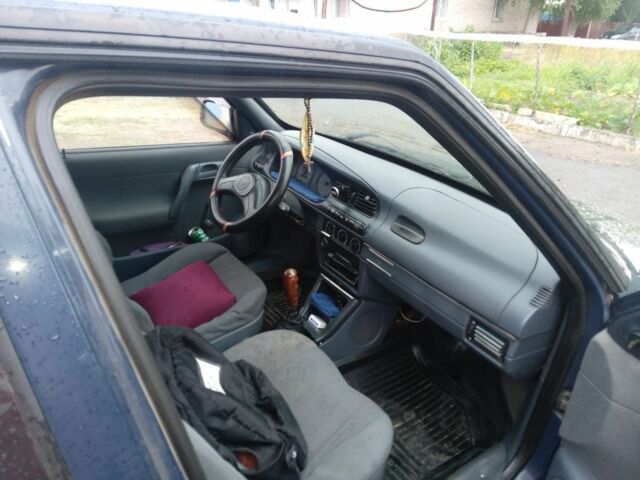 Синій Шкода Феліція, об'ємом двигуна 1.3 л та пробігом 200 тис. км за 950 $, фото 3 на Automoto.ua