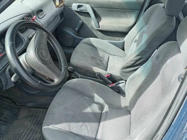 Синій Шкода Феліція, об'ємом двигуна 1 л та пробігом 245 тис. км за 700 $, фото 6 на Automoto.ua