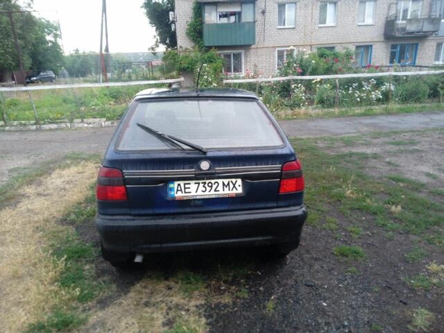 Синій Шкода Феліція, об'ємом двигуна 1.3 л та пробігом 200 тис. км за 950 $, фото 4 на Automoto.ua