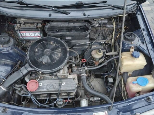 Синий Шкода Фелиция, объемом двигателя 1.3 л и пробегом 244 тыс. км за 1500 $, фото 11 на Automoto.ua