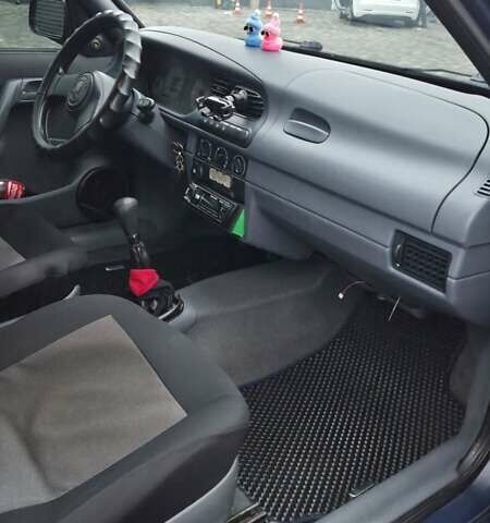 Синий Шкода Фелиция, объемом двигателя 1.29 л и пробегом 244 тыс. км за 1450 $, фото 5 на Automoto.ua