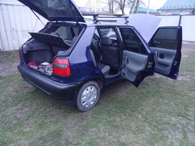 Синий Шкода Фелиция, объемом двигателя 1.3 л и пробегом 270 тыс. км за 1800 $, фото 1 на Automoto.ua