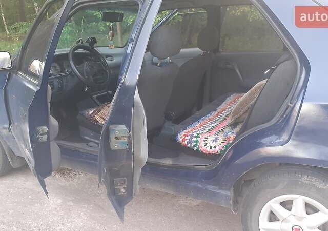 Синий Шкода Фелиция, объемом двигателя 1.29 л и пробегом 380 тыс. км за 1650 $, фото 5 на Automoto.ua