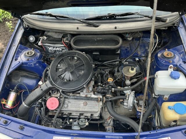 Синий Шкода Фелиция, объемом двигателя 1.3 л и пробегом 280 тыс. км за 1100 $, фото 6 на Automoto.ua