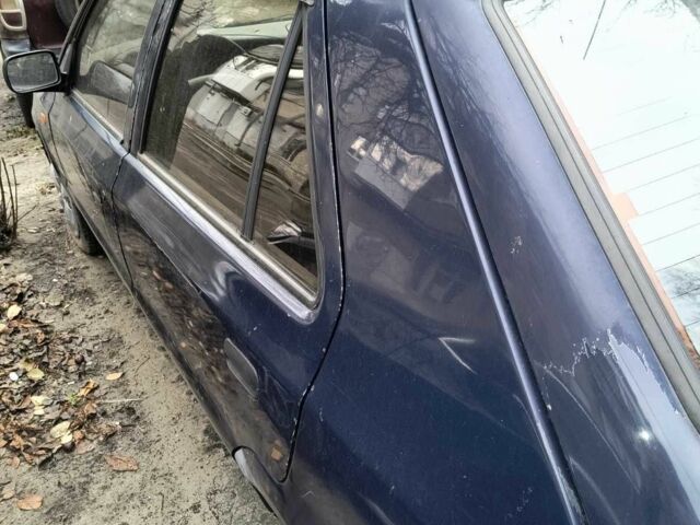 Синий Шкода Фелиция, объемом двигателя 0 л и пробегом 130 тыс. км за 1000 $, фото 3 на Automoto.ua