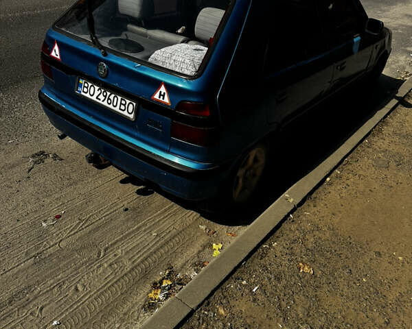 Синий Шкода Фелиция, объемом двигателя 1.6 л и пробегом 190 тыс. км за 1100 $, фото 1 на Automoto.ua