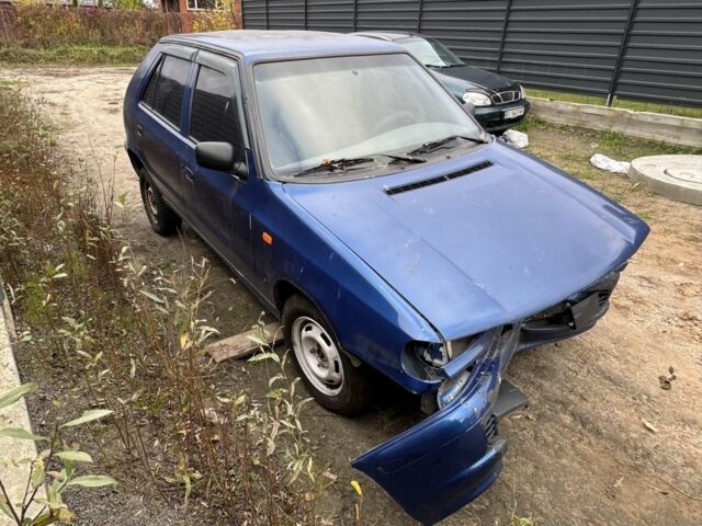 Синий Шкода Фелиция, объемом двигателя 1.3 л и пробегом 120 тыс. км за 400 $, фото 3 на Automoto.ua