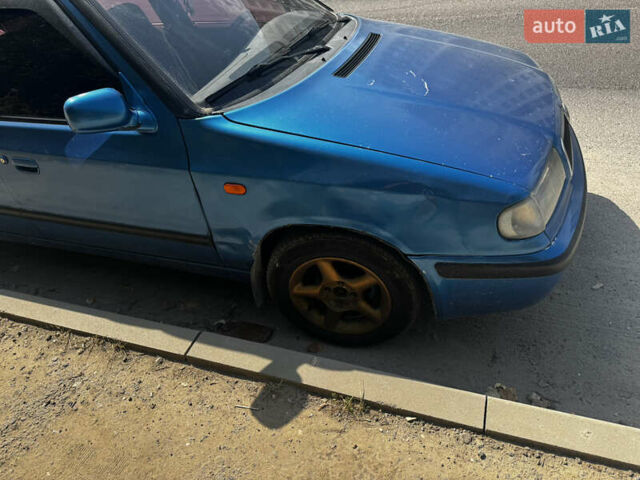 Синий Шкода Фелиция, объемом двигателя 1.6 л и пробегом 190 тыс. км за 1100 $, фото 3 на Automoto.ua