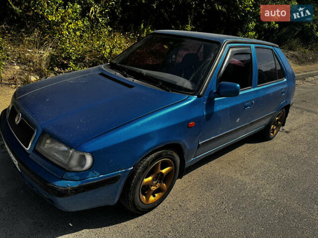 Синий Шкода Фелиция, объемом двигателя 1.6 л и пробегом 190 тыс. км за 1100 $, фото 2 на Automoto.ua