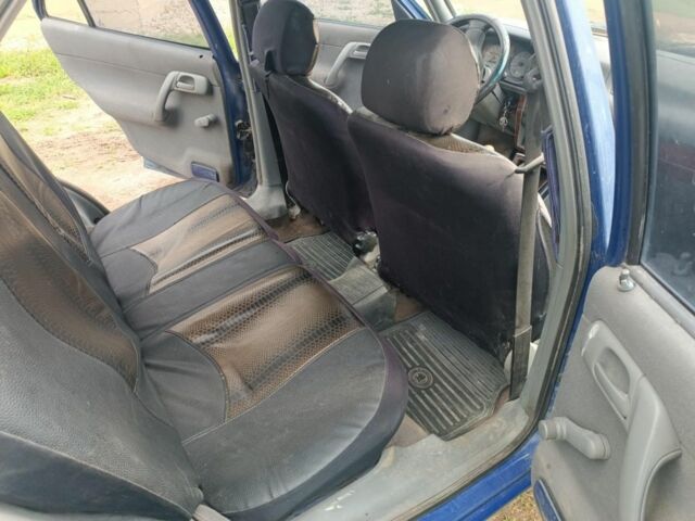 Синий Шкода Фелиция, объемом двигателя 1.6 л и пробегом 229 тыс. км за 1300 $, фото 4 на Automoto.ua