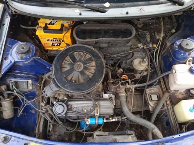 Синий Шкода Фелиция, объемом двигателя 1.3 л и пробегом 216 тыс. км за 900 $, фото 7 на Automoto.ua