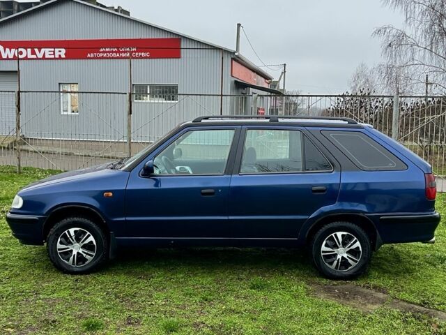 Синий Шкода Фелиция, объемом двигателя 1.6 л и пробегом 195 тыс. км за 2100 $, фото 5 на Automoto.ua