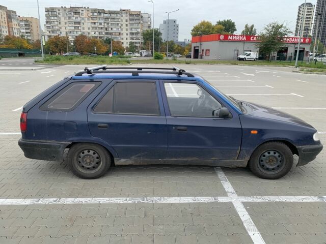 Синий Шкода Фелиция, объемом двигателя 1.6 л и пробегом 200 тыс. км за 1097 $, фото 3 на Automoto.ua