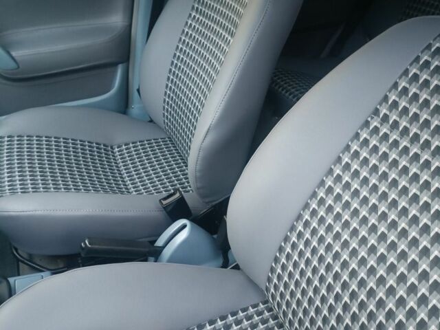 Синий Шкода Фелиция, объемом двигателя 1.3 л и пробегом 350 тыс. км за 2898 $, фото 3 на Automoto.ua