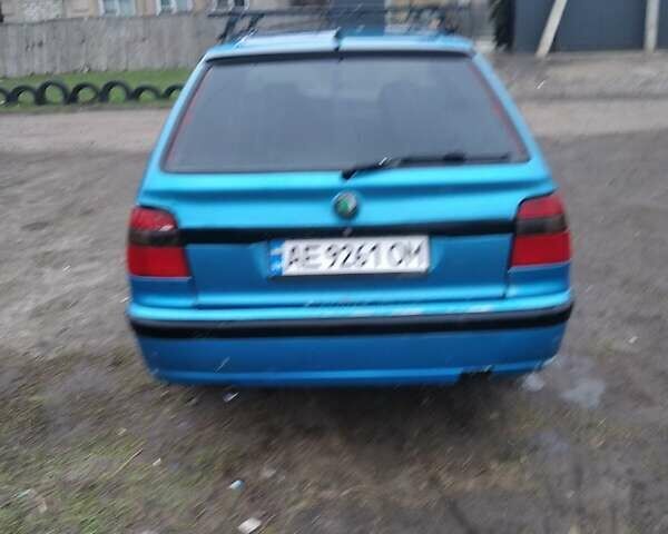 Синий Шкода Фелиция, объемом двигателя 1.3 л и пробегом 111 тыс. км за 1450 $, фото 2 на Automoto.ua