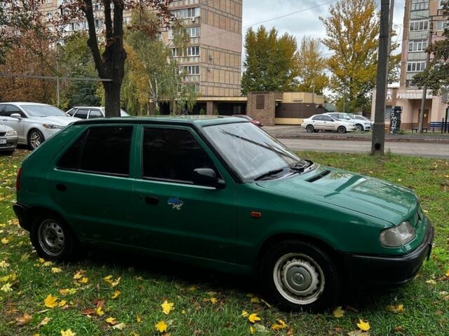 Зелений Шкода Феліція, об'ємом двигуна 1.3 л та пробігом 195 тис. км за 1600 $, фото 1 на Automoto.ua