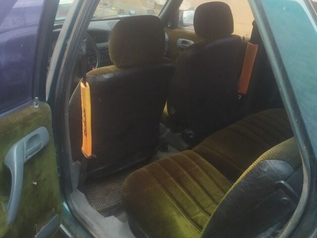 Зеленый Шкода Фелиция, объемом двигателя 1 л и пробегом 1 тыс. км за 1200 $, фото 2 на Automoto.ua