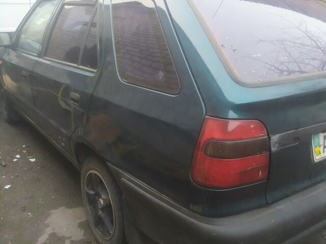 Зеленый Шкода Фелиция, объемом двигателя 1 л и пробегом 1 тыс. км за 1200 $, фото 1 на Automoto.ua