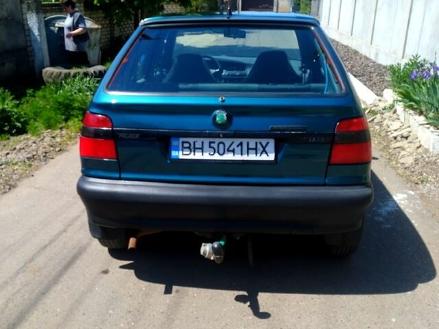 Зеленый Шкода Фелиция, объемом двигателя 1.6 л и пробегом 123 тыс. км за 1600 $, фото 1 на Automoto.ua