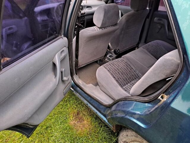 Зеленый Шкода Фелиция, объемом двигателя 1.3 л и пробегом 200 тыс. км за 1500 $, фото 1 на Automoto.ua