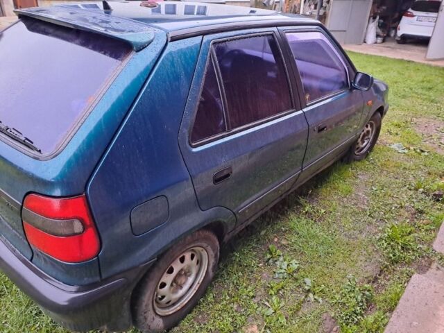 Зеленый Шкода Фелиция, объемом двигателя 1.3 л и пробегом 200 тыс. км за 1500 $, фото 3 на Automoto.ua