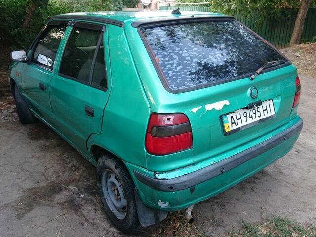 Зеленый Шкода Фелиция, объемом двигателя 1.3 л и пробегом 250 тыс. км за 1100 $, фото 2 на Automoto.ua