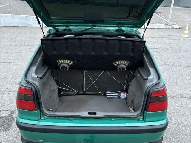 Зелений Шкода Феліція, об'ємом двигуна 1.6 л та пробігом 297 тис. км за 2200 $, фото 6 на Automoto.ua