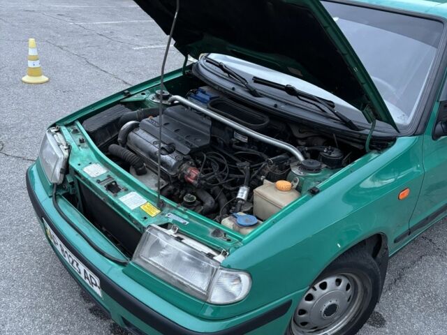 Зелений Шкода Феліція, об'ємом двигуна 1.6 л та пробігом 297 тис. км за 2200 $, фото 13 на Automoto.ua