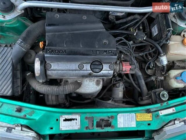 Зелений Шкода Феліція, об'ємом двигуна 1.6 л та пробігом 297 тис. км за 2200 $, фото 3 на Automoto.ua