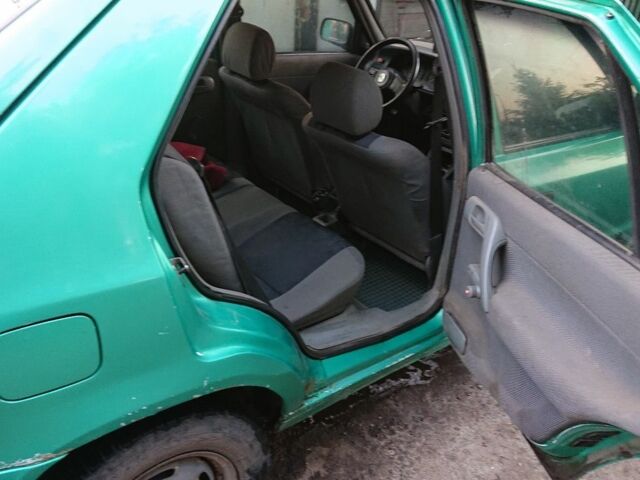 Зеленый Шкода Фелиция, объемом двигателя 1.3 л и пробегом 250 тыс. км за 1100 $, фото 6 на Automoto.ua