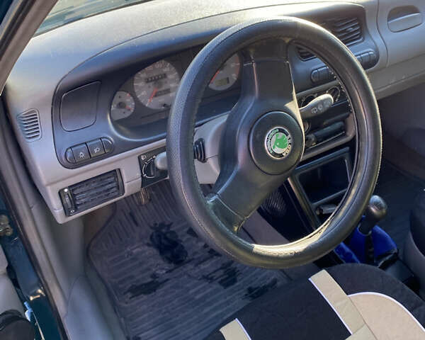 Зеленый Шкода Фелиция, объемом двигателя 1.3 л и пробегом 270 тыс. км за 2100 $, фото 17 на Automoto.ua