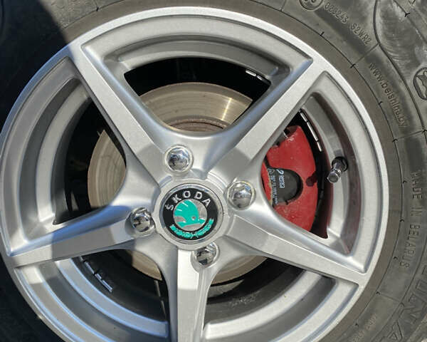 Зеленый Шкода Фелиция, объемом двигателя 1.3 л и пробегом 270 тыс. км за 2100 $, фото 12 на Automoto.ua