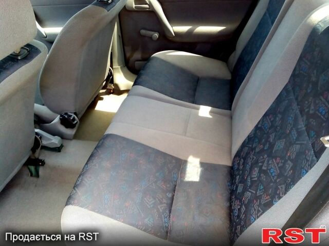 Зелений Шкода Феліція, об'ємом двигуна 1.3 л та пробігом 244 тис. км за 1500 $, фото 7 на Automoto.ua