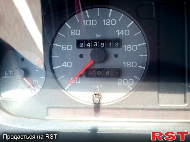 Зелений Шкода Феліція, об'ємом двигуна 1.3 л та пробігом 244 тис. км за 1500 $, фото 5 на Automoto.ua