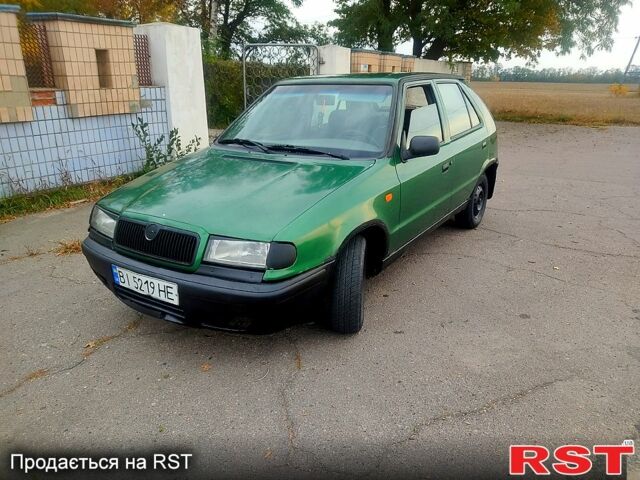 Зеленый Шкода Фелиция, объемом двигателя 1.3 л и пробегом 265 тыс. км за 1350 $, фото 1 на Automoto.ua