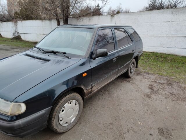 Зеленый Шкода Фелиция, объемом двигателя 1.3 л и пробегом 361 тыс. км за 800 $, фото 1 на Automoto.ua