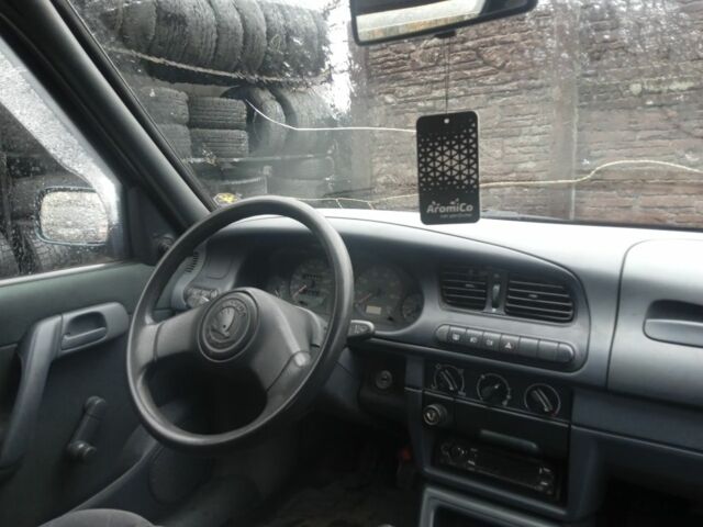 Зеленый Шкода Фелиция, объемом двигателя 0 л и пробегом 137 тыс. км за 600 $, фото 5 на Automoto.ua