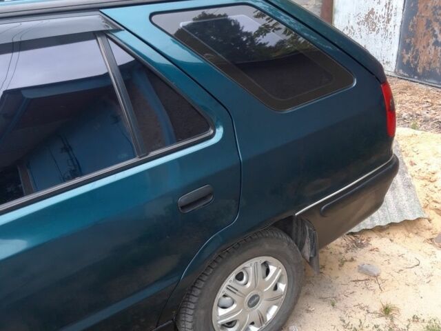 Зеленый Шкода Фелиция, объемом двигателя 1 л и пробегом 170 тыс. км за 2400 $, фото 4 на Automoto.ua