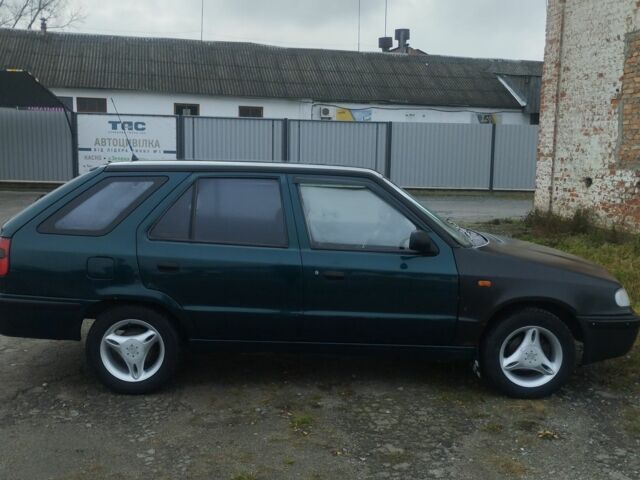 Зеленый Шкода Фелиция, объемом двигателя 1.3 л и пробегом 100 тыс. км за 1350 $, фото 1 на Automoto.ua