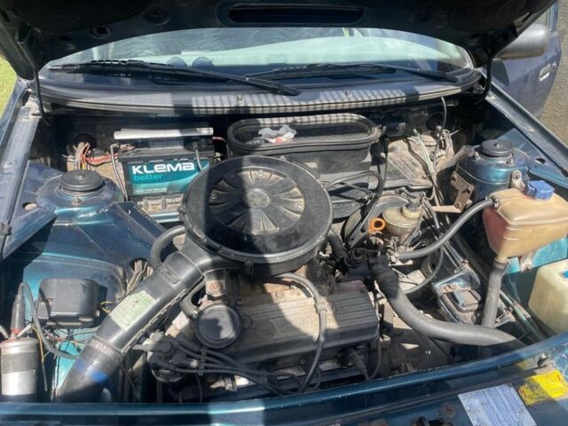 Зелений Шкода Феліція, об'ємом двигуна 1.3 л та пробігом 185 тис. км за 3000 $, фото 6 на Automoto.ua