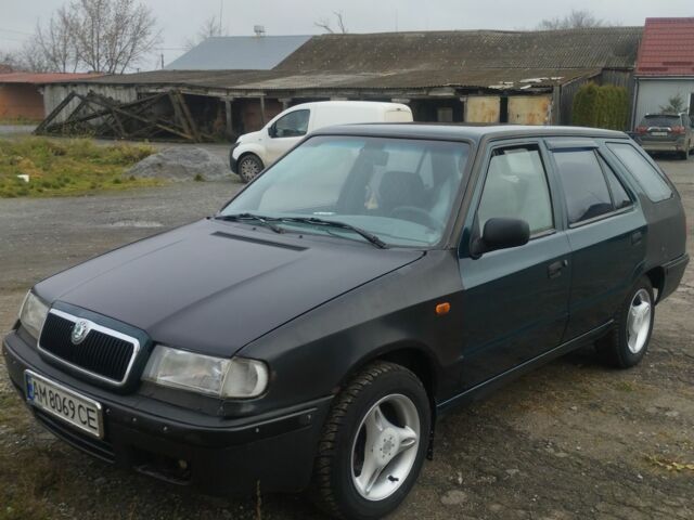 Зеленый Шкода Фелиция, объемом двигателя 1.3 л и пробегом 100 тыс. км за 1350 $, фото 4 на Automoto.ua