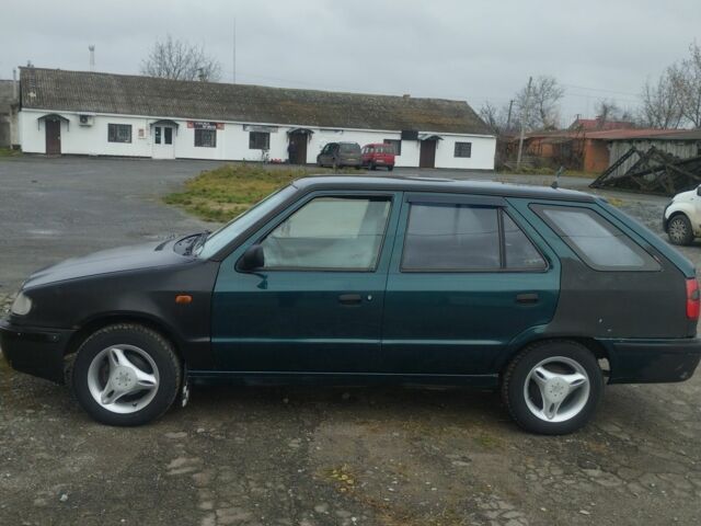 Зеленый Шкода Фелиция, объемом двигателя 1.3 л и пробегом 100 тыс. км за 1350 $, фото 5 на Automoto.ua