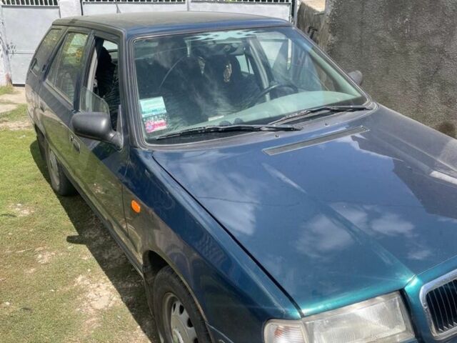 Зелений Шкода Феліція, об'ємом двигуна 1.3 л та пробігом 185 тис. км за 3000 $, фото 1 на Automoto.ua